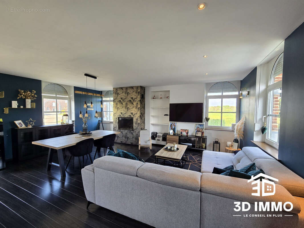 Maison à LEZ-FONTAINE