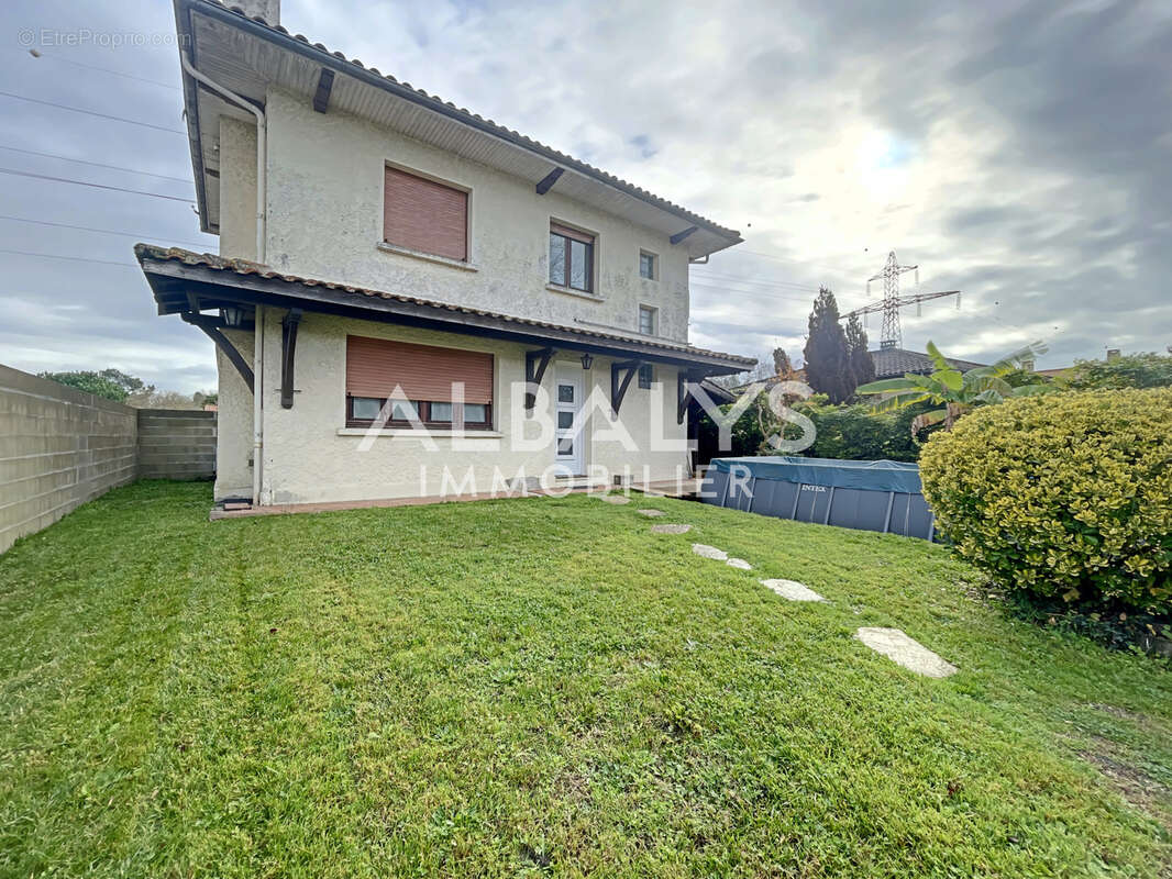 Maison à EYSINES