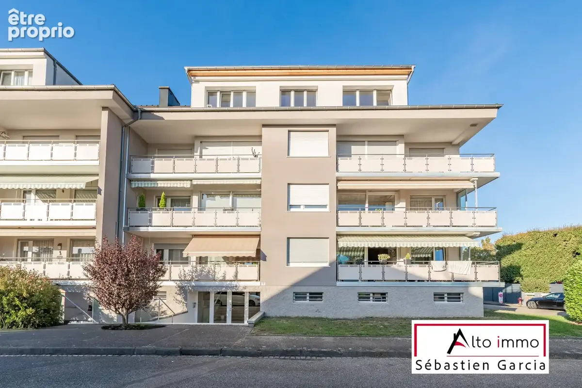 Appartement T2/3 pièces Haguenau, cave, garage, balcon - photo 1