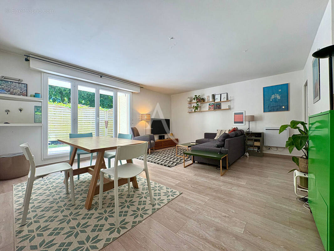 Appartement à GIF-SUR-YVETTE