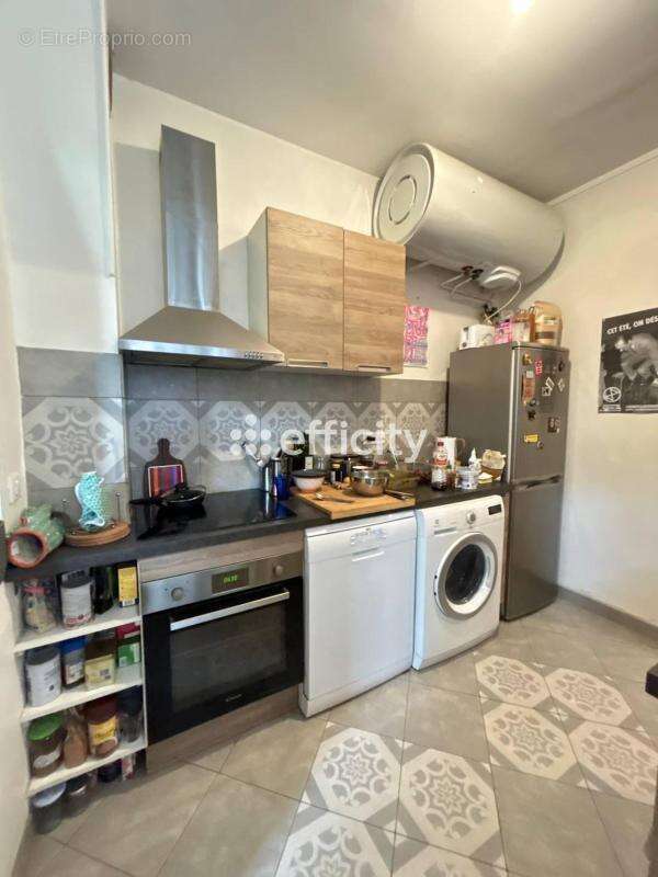 Appartement à PARIS-20E