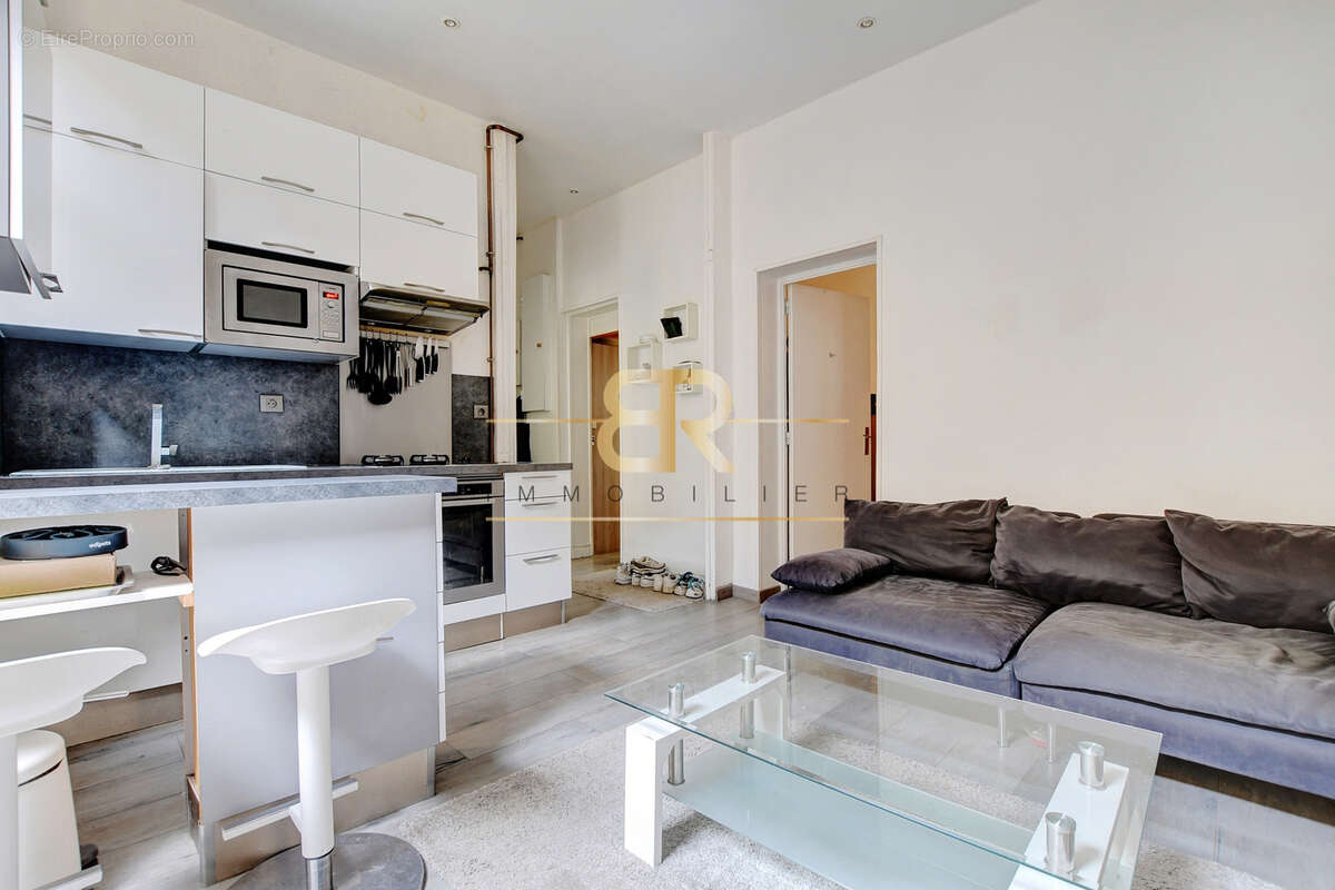 Appartement à PARIS-12E