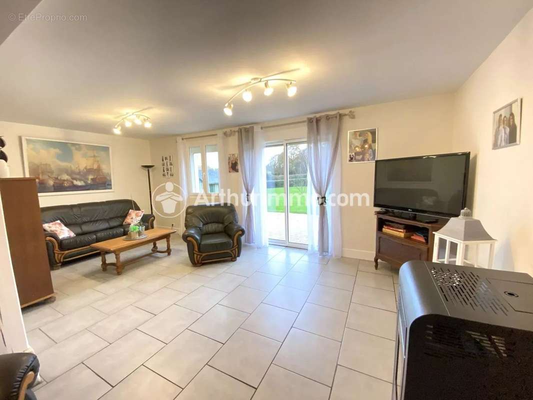 Maison à PONT-L&#039;EVEQUE