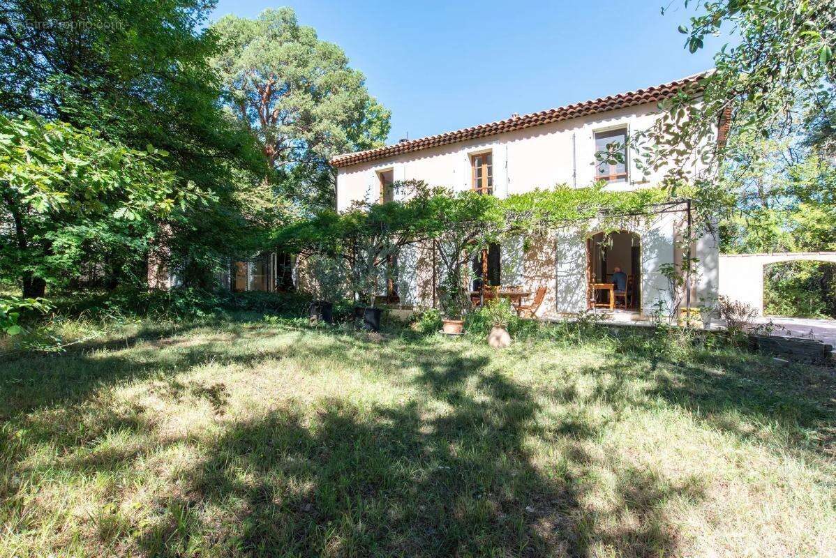 Maison à PLAN-D&#039;AUPS-SAINTE-BAUME