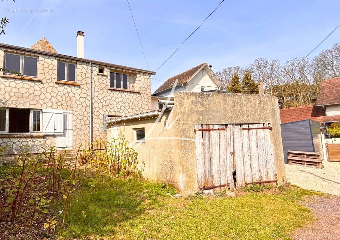 Maison à COURSEULLES-SUR-MER