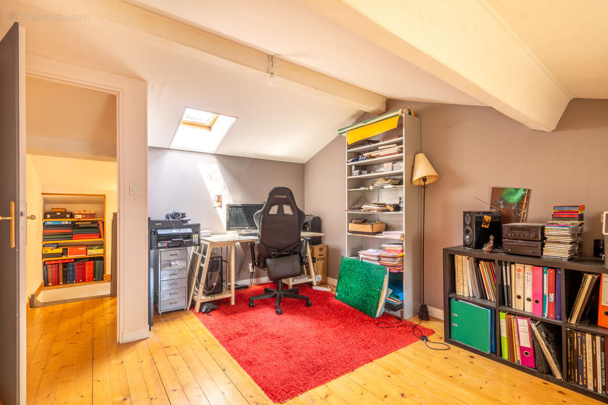 Maison 5 chambres, jardin, cave, parking - photo 15