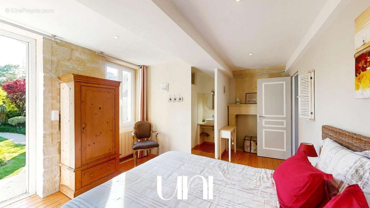 Maison à FONTAINE-HENRY