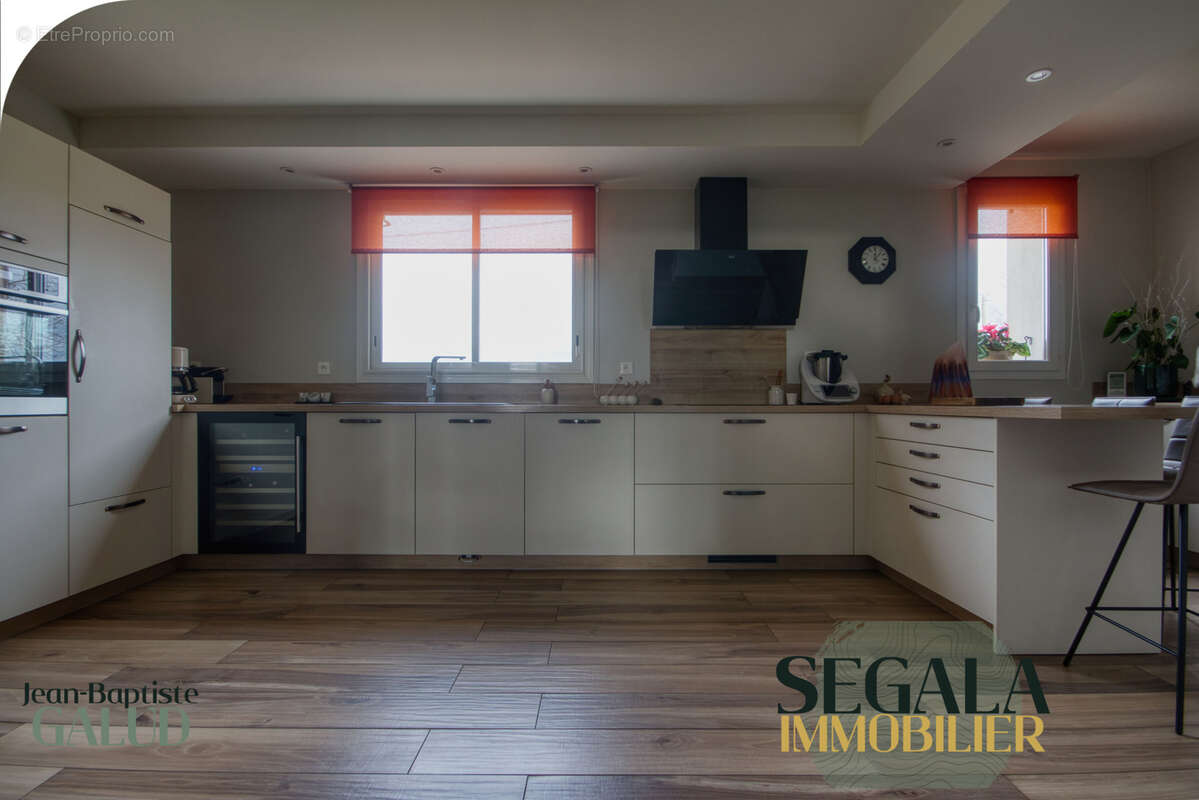 Maison 183 m2 sur 6171 m2 de terrain plat - photo 14