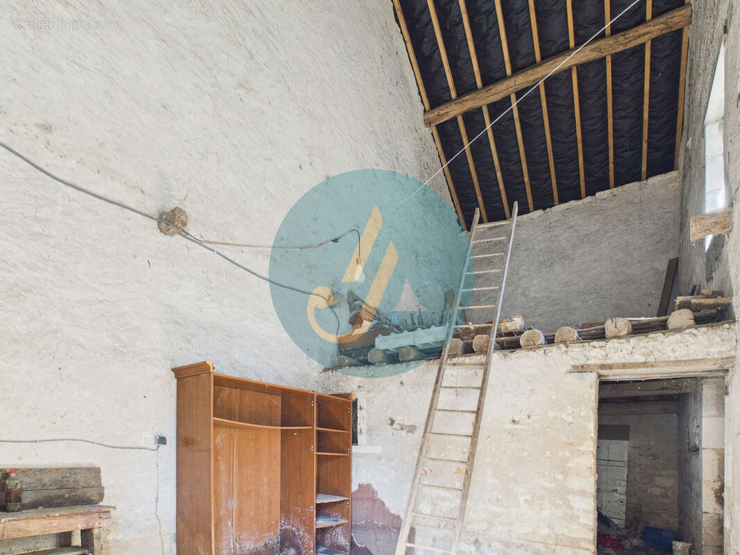 Maison à MESVES-SUR-LOIRE