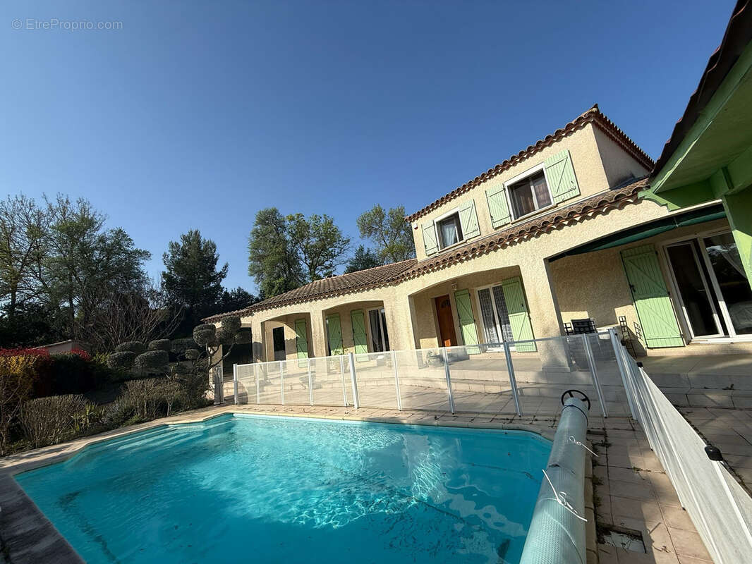 Maison à MONTAGNAC