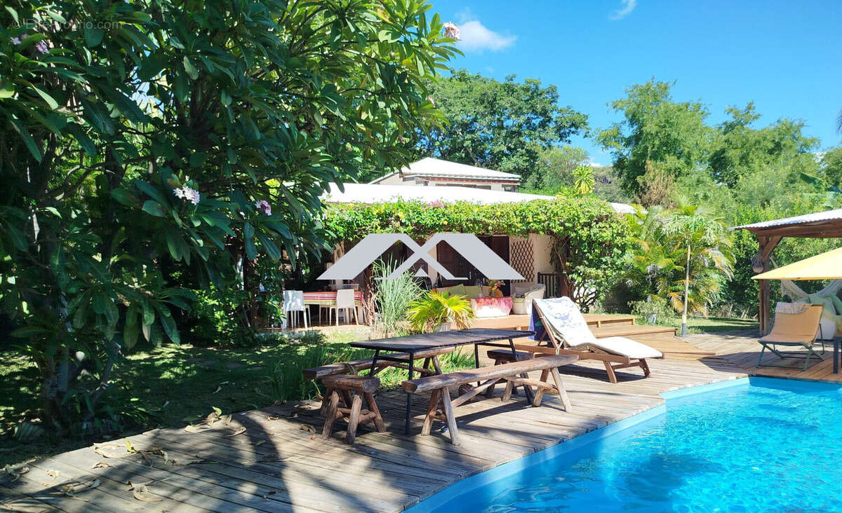TERRASSE AVANT - Maison à LA POSSESSION
