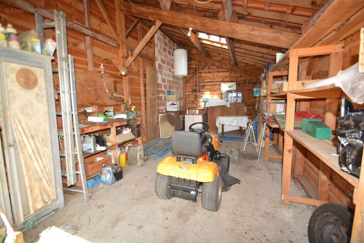Terrain à bâtir a vendre de 676 m2 + dépendance - le porge - photo 4