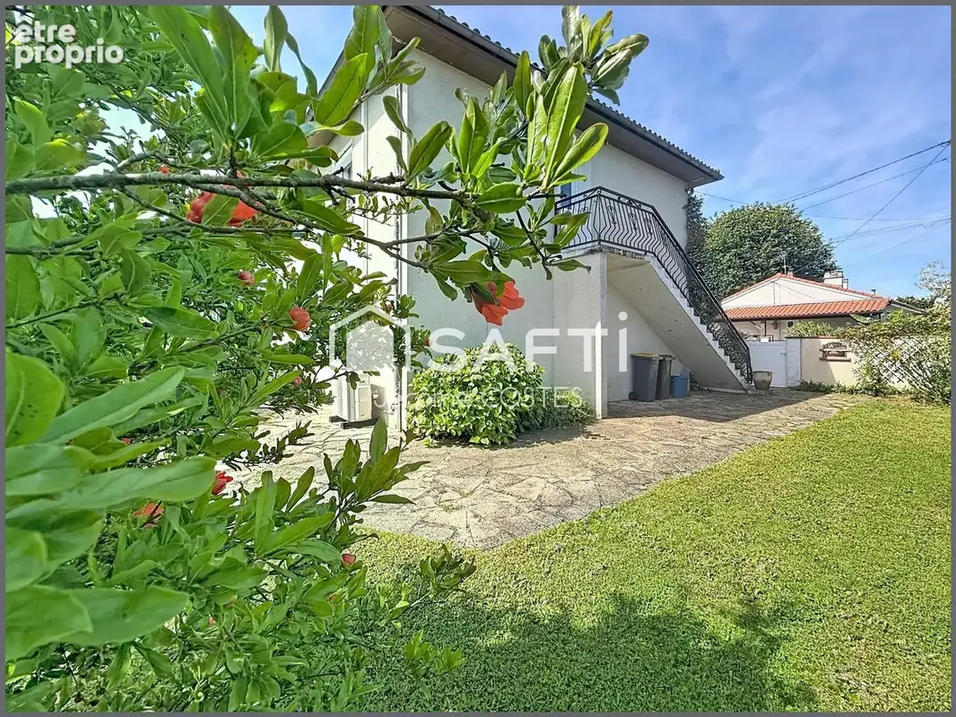 Photo 1 - Maison à LABASTIDE-SAINT-PIERRE