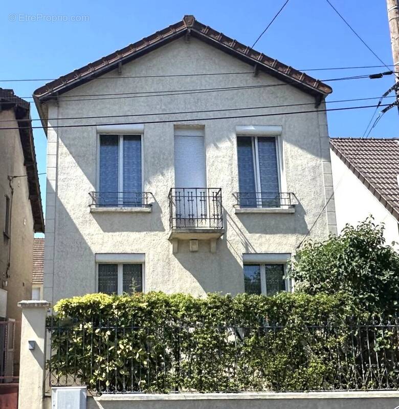 Maison à VITRY-SUR-SEINE