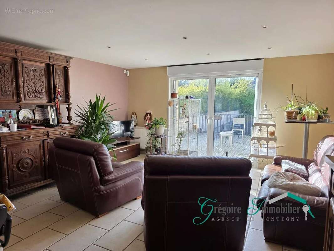 Maison à MONTIGNY-SUR-LOING