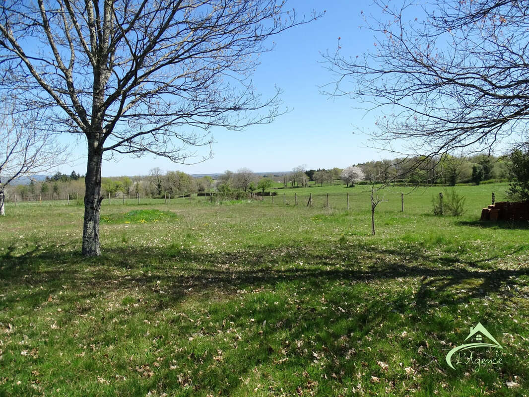Maison à SAINT-JUNIEN