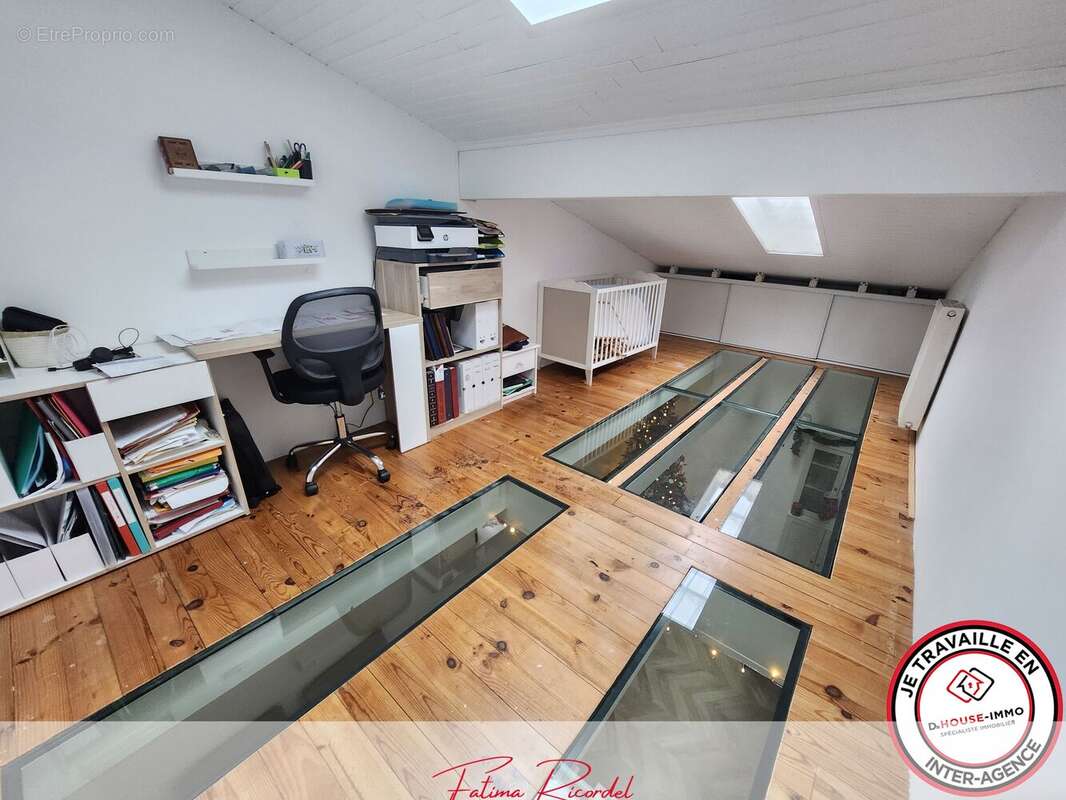 Maison à AMBARES-ET-LAGRAVE