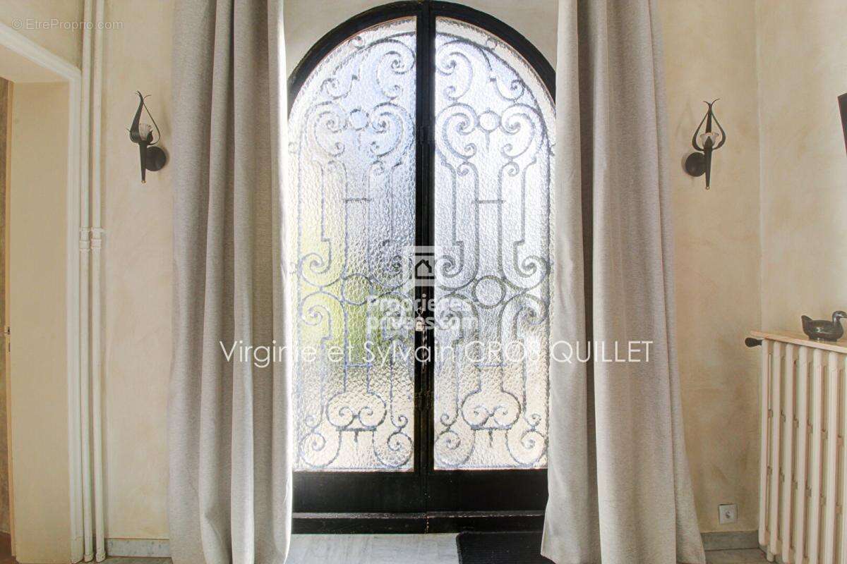Belle villa Bourg Saint Bernard 7 chambres 215 m2 - photo 15
