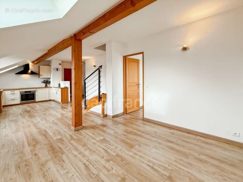 Appartement à GRILLY