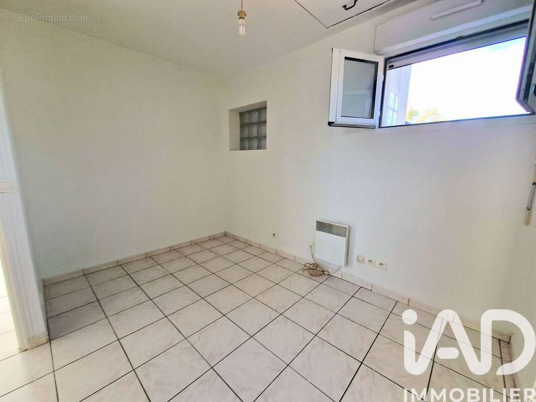 Photo 6 - Appartement à CLICHY-SOUS-BOIS