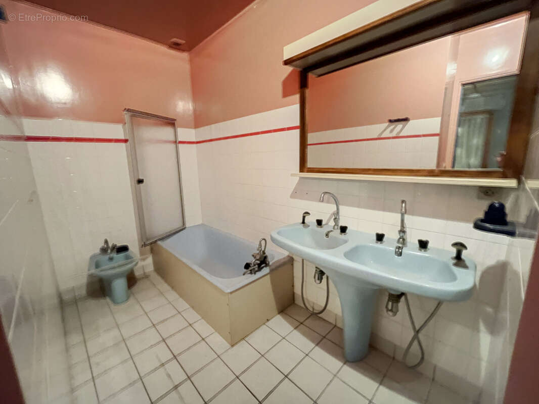 Appartement à CAMORS