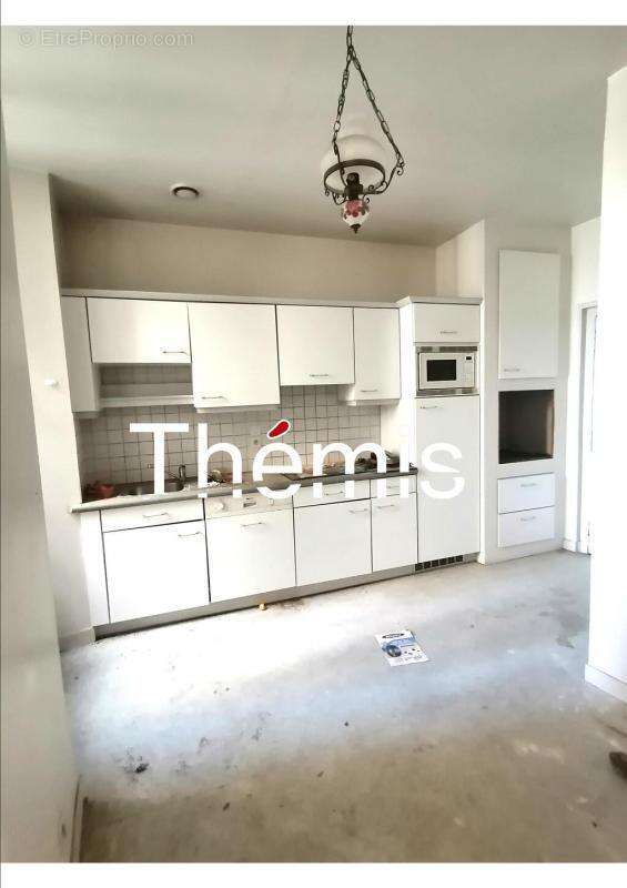 Commerce à GUINGAMP