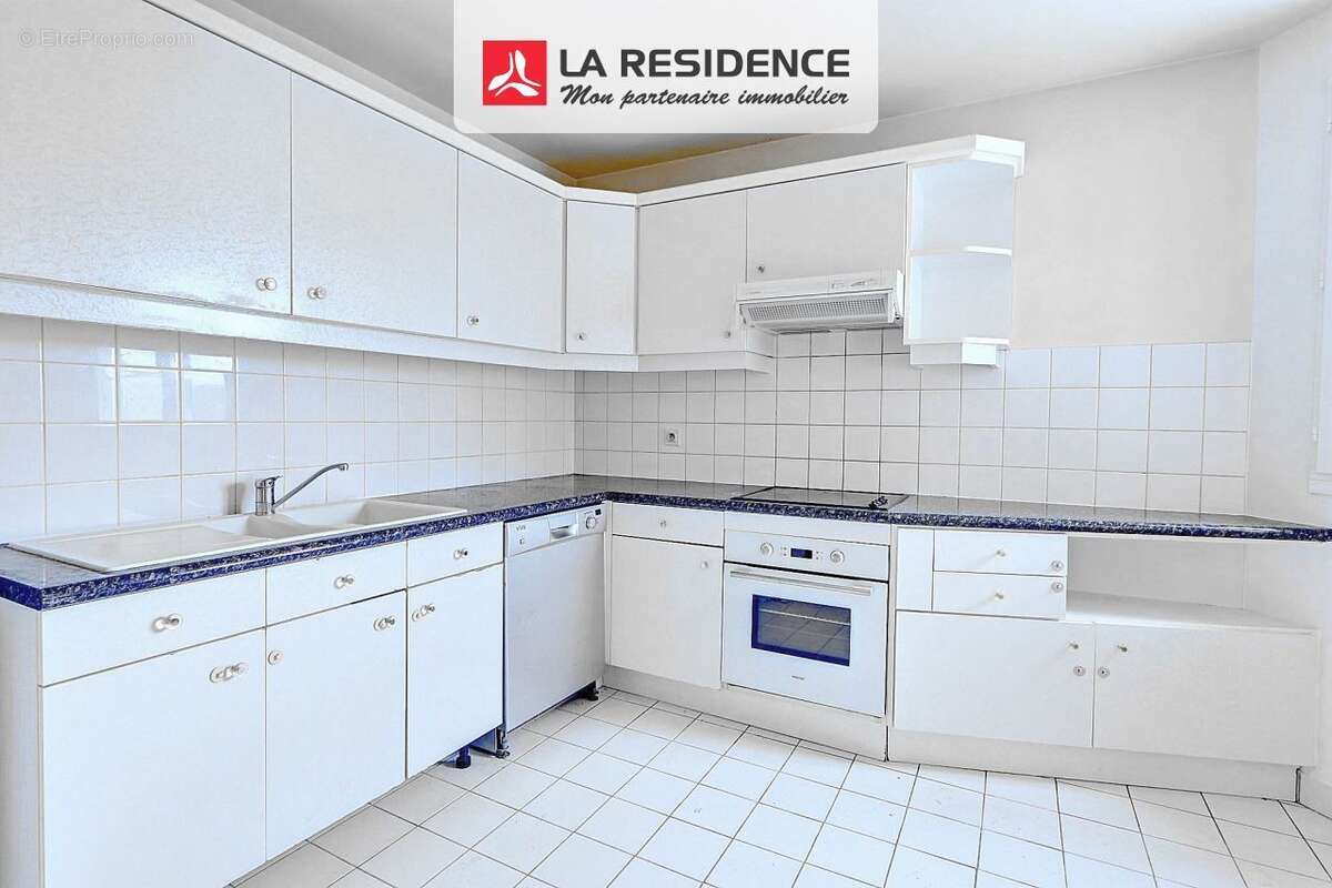 Appartement à BEAUCHAMP