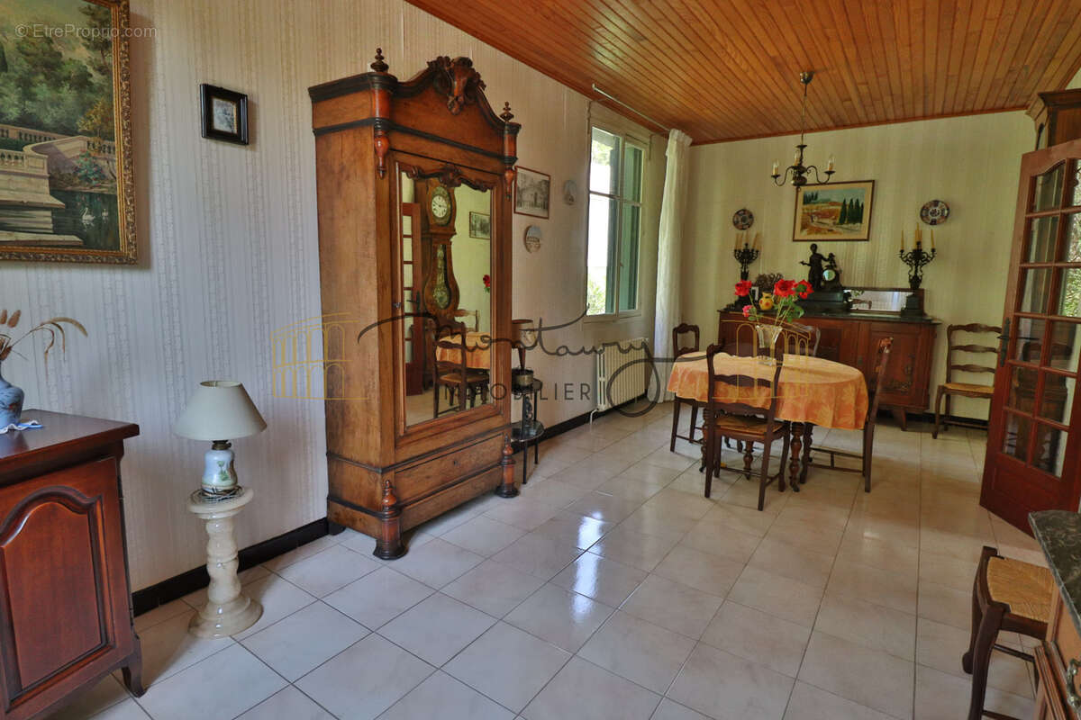 Maison à NIMES