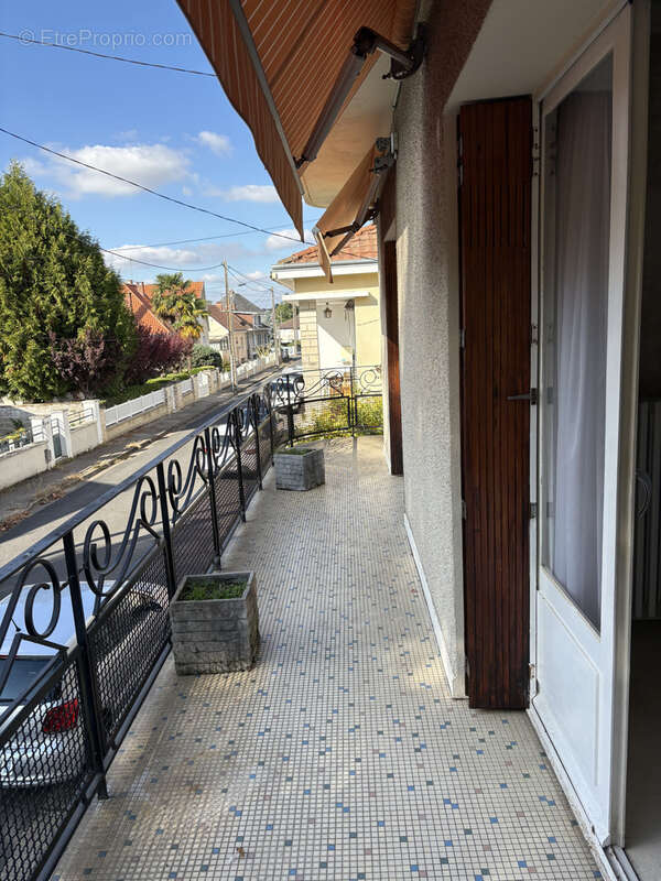 Maison à CHATELLERAULT