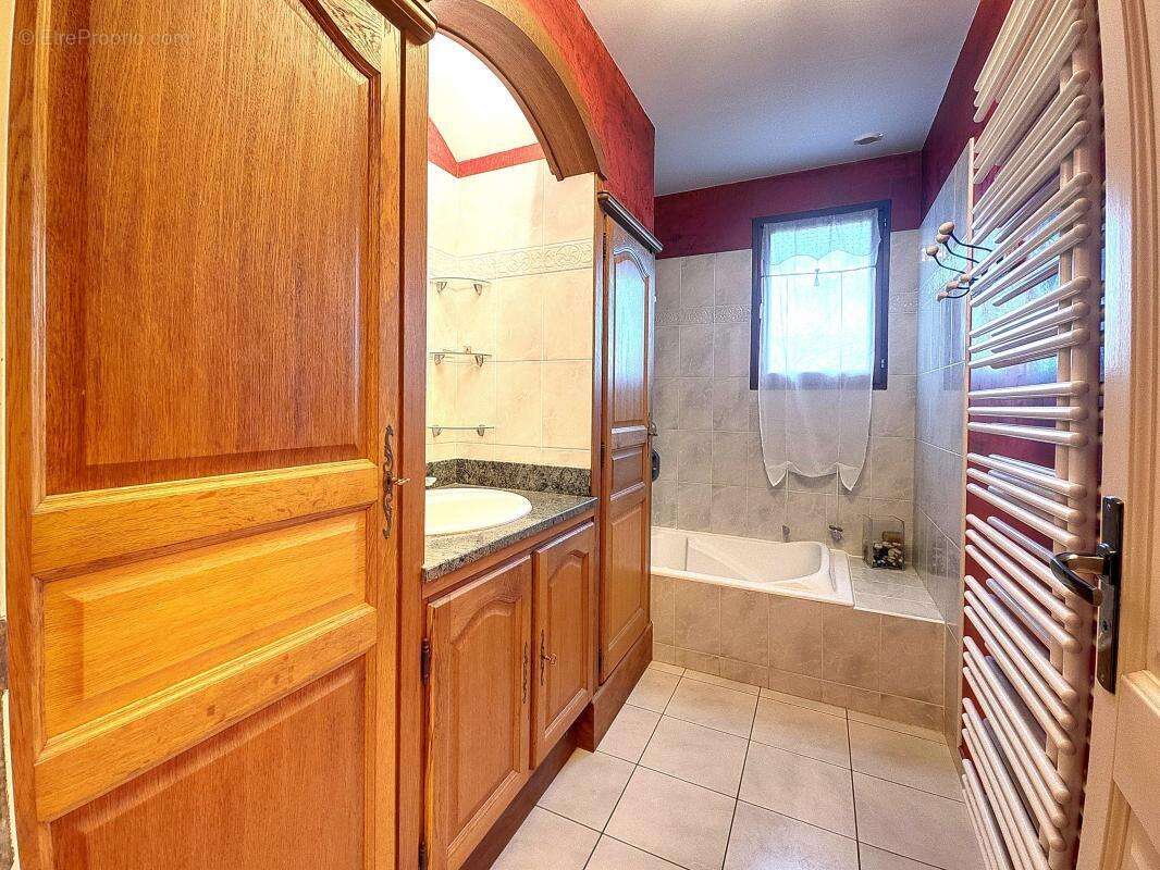 Maison à THOREY-EN-PLAINE