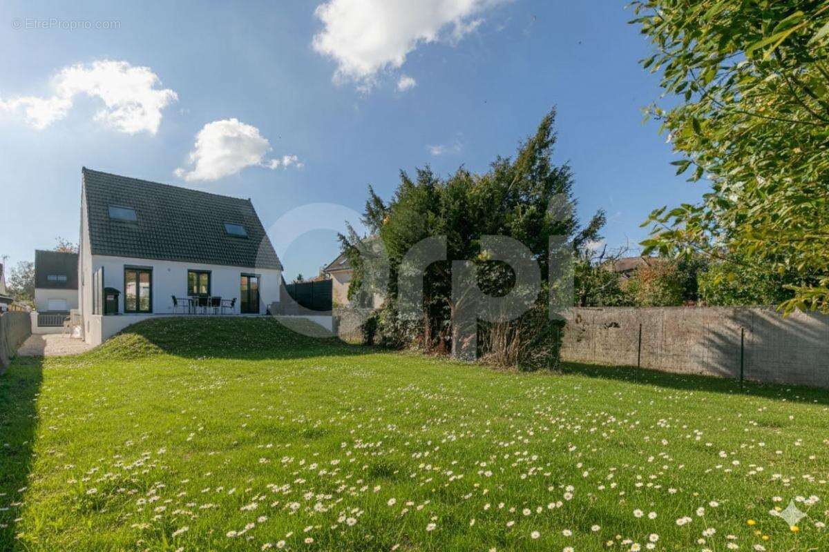 Maison à BOISSY-SAINT-LEGER