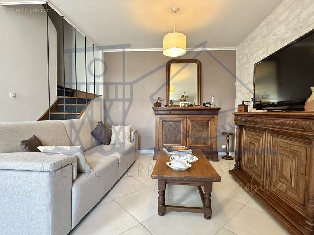 Maison 78 m² à Floirac  - photo 4