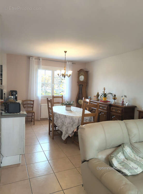 Maison à VILLEMANDEUR