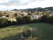 Terrain à VILLENEUVE-LA-COMPTAL