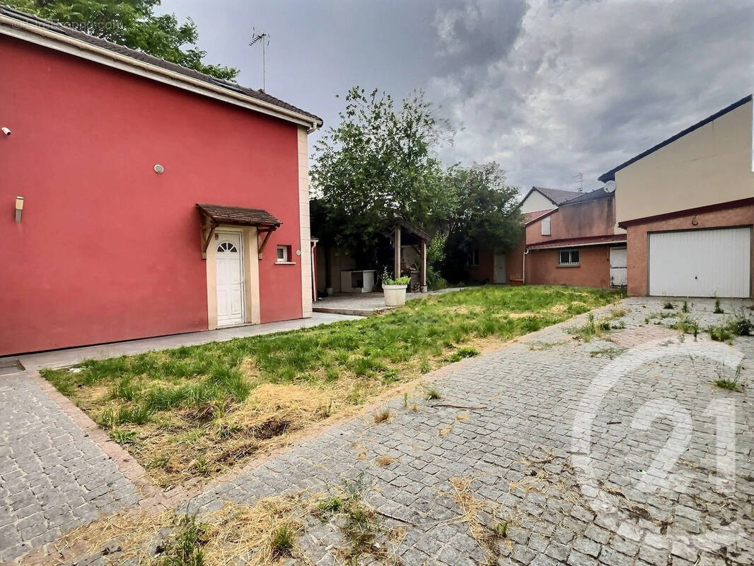 Maison à AULNAY-SOUS-BOIS