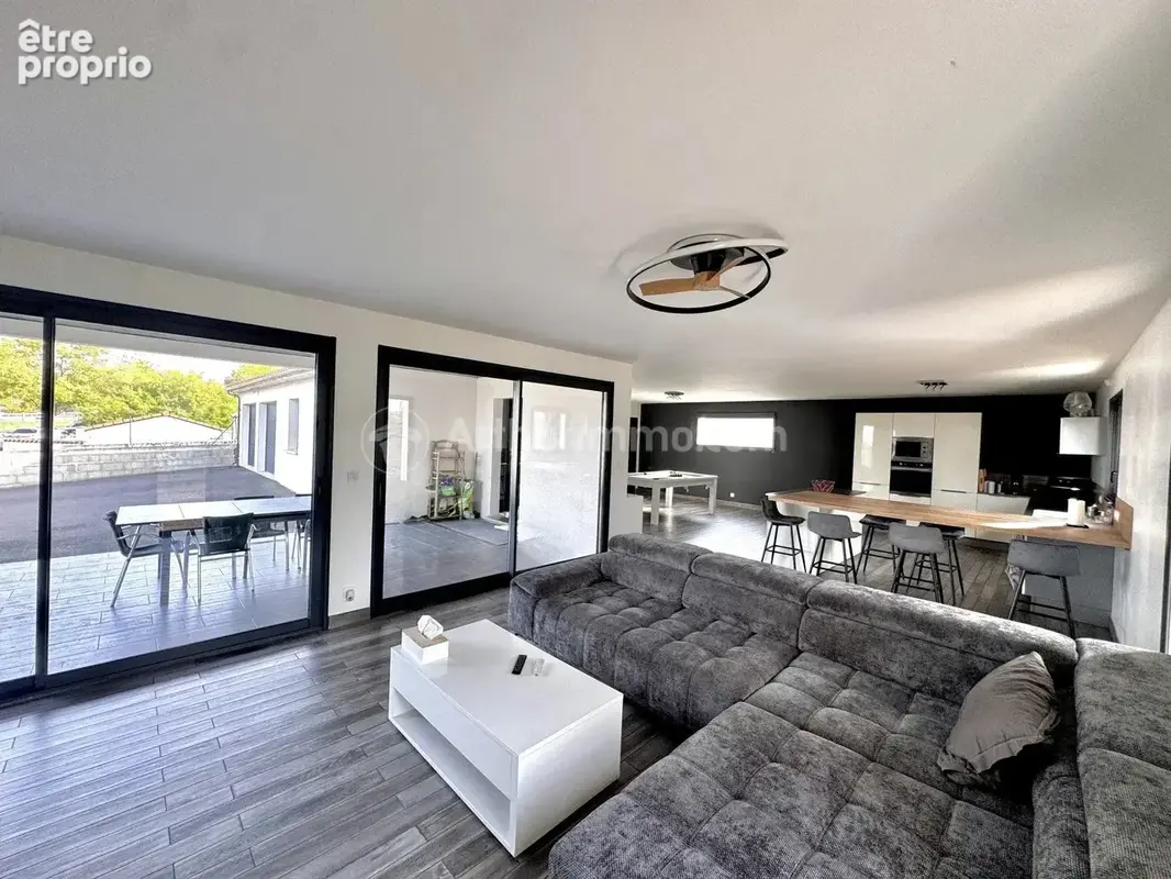 Vente Maison Pont-du-chateau(63430) 393 750ï¿œ - photo 2