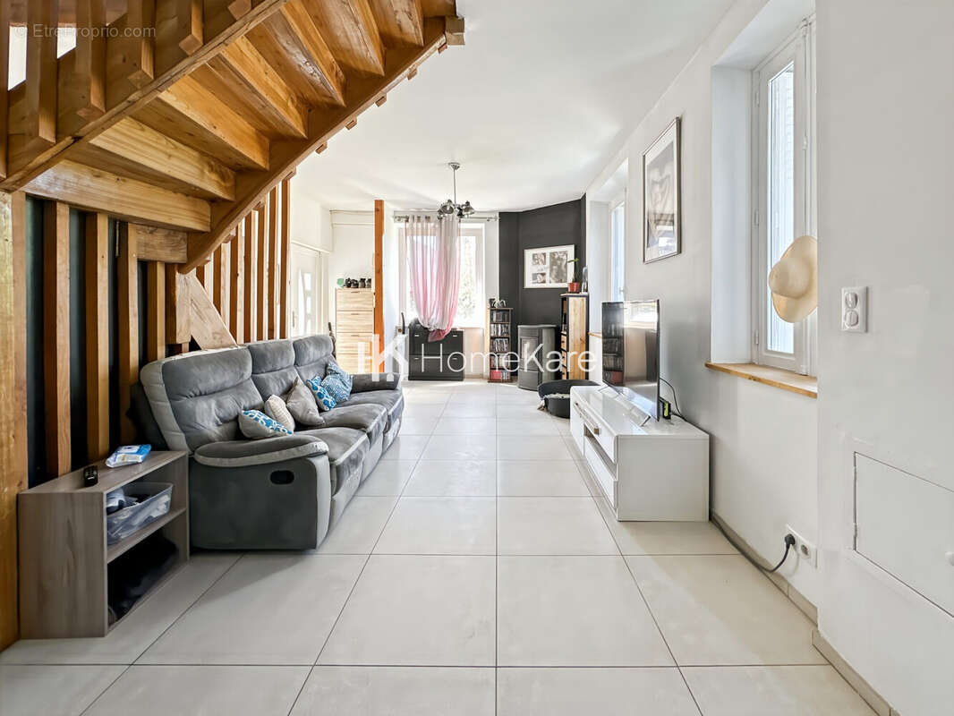 Maison à LA BASTIDE-DU-SALAT