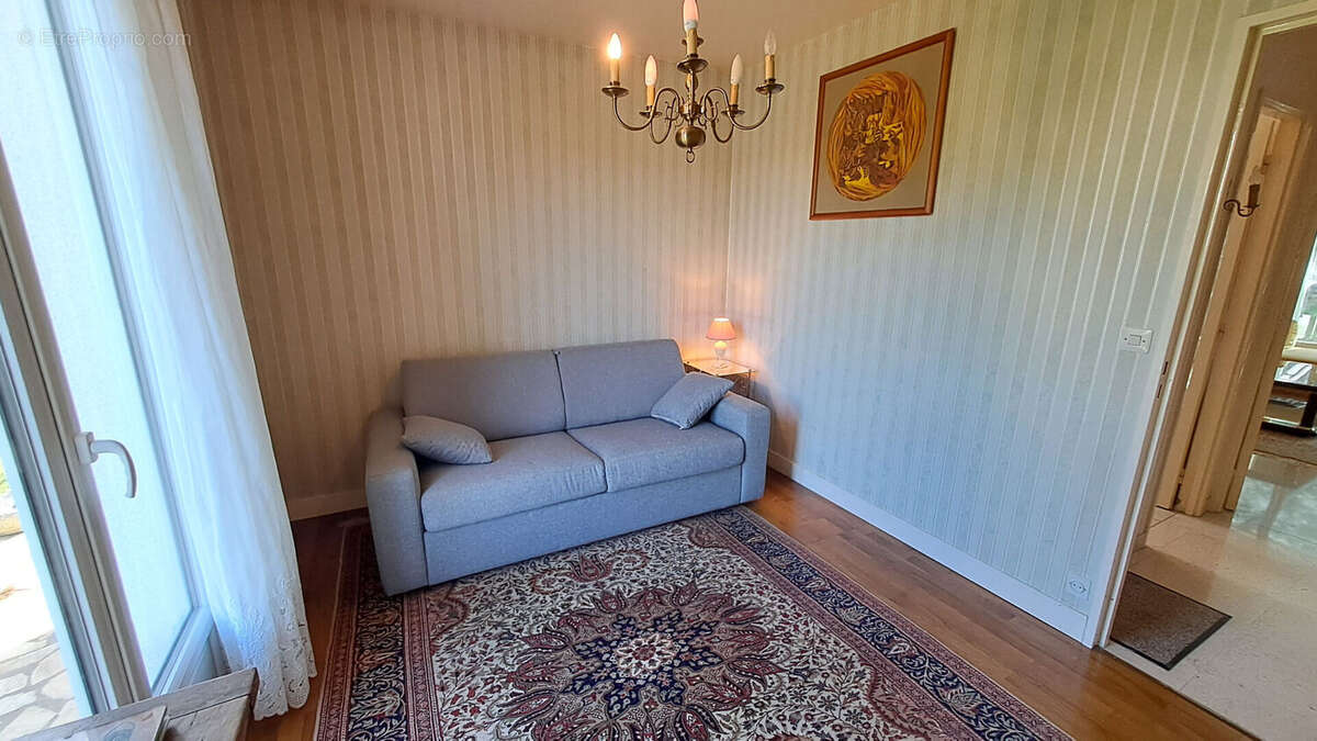 Maison à SAINT-REMY-LES-CHEVREUSE