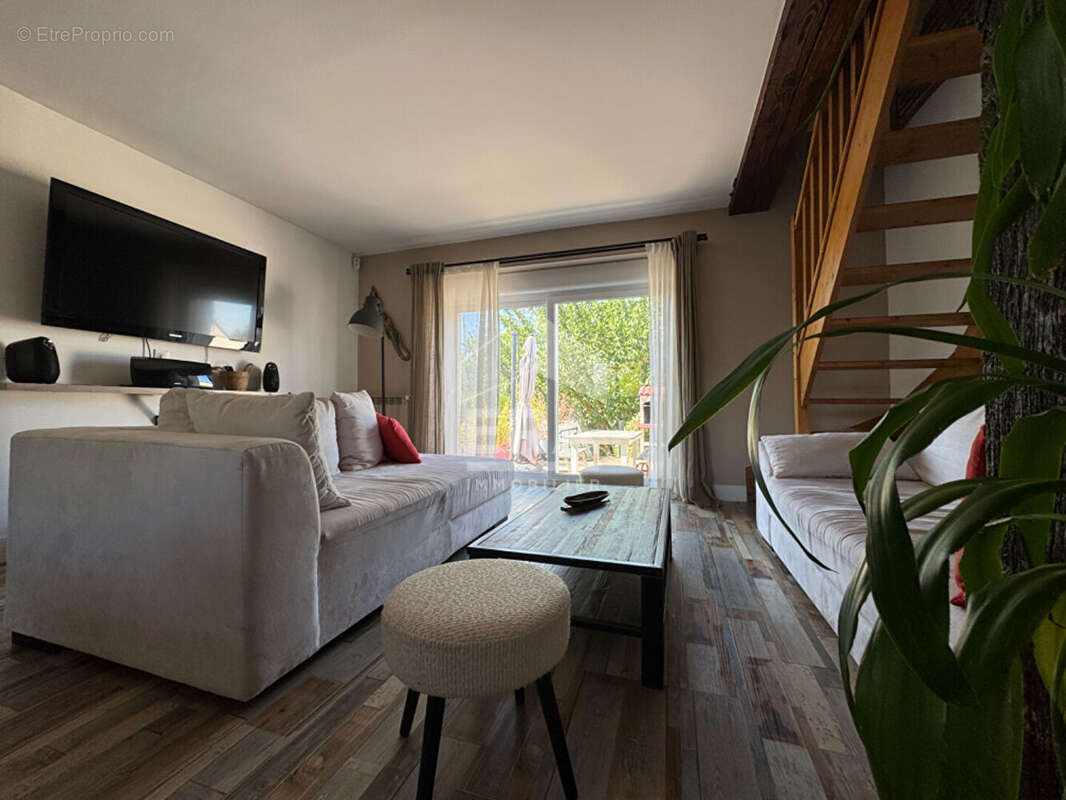 Maison à BOUTERVILLIERS