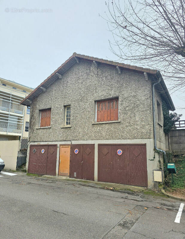 Maison à LA VERPILLIERE