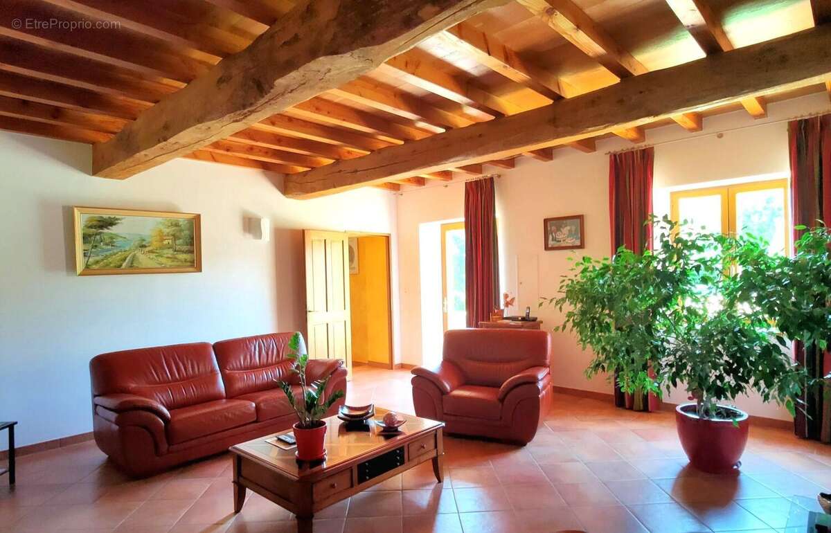 Maison à VACQUIERS