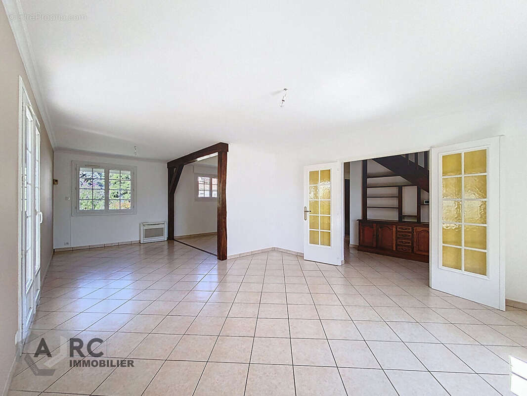 Maison Saint Jean De La Ruelle 4 pièces  114m² - photo 2