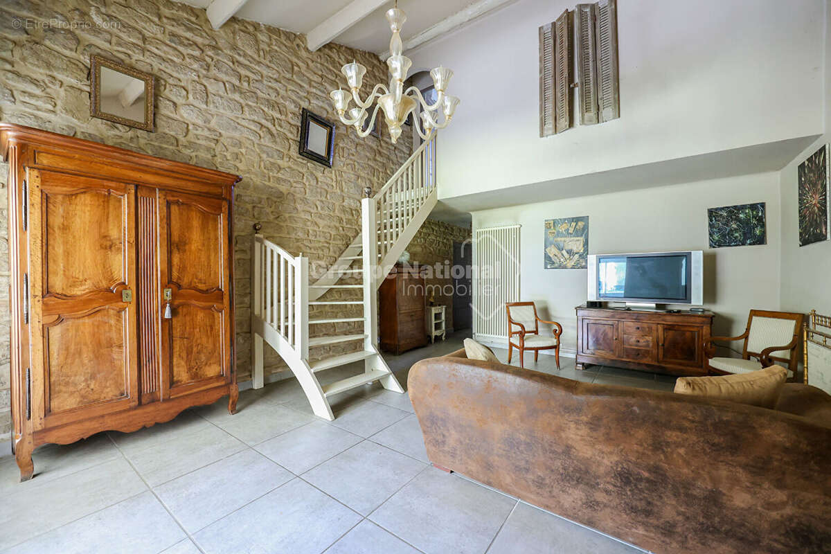 Maison à MONTEUX