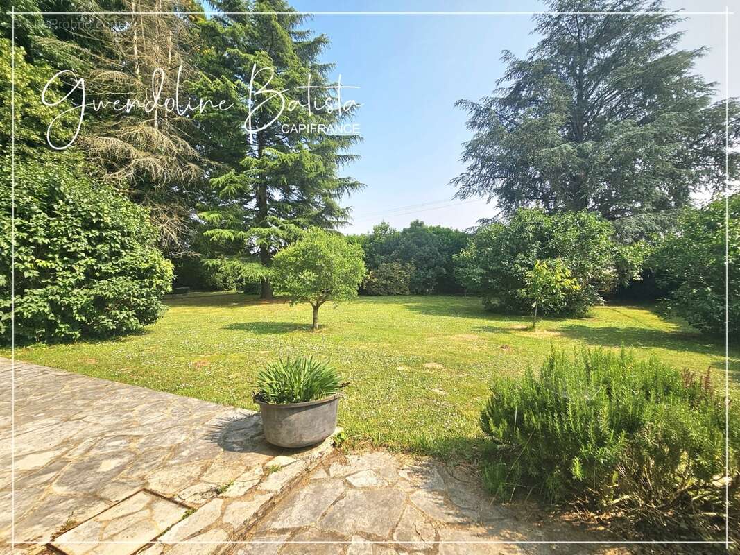 Propriété de charme en pierre avec gîte, piscine et parc arboré - LAMONZIE SAINT MARTIN (24) - photo 24