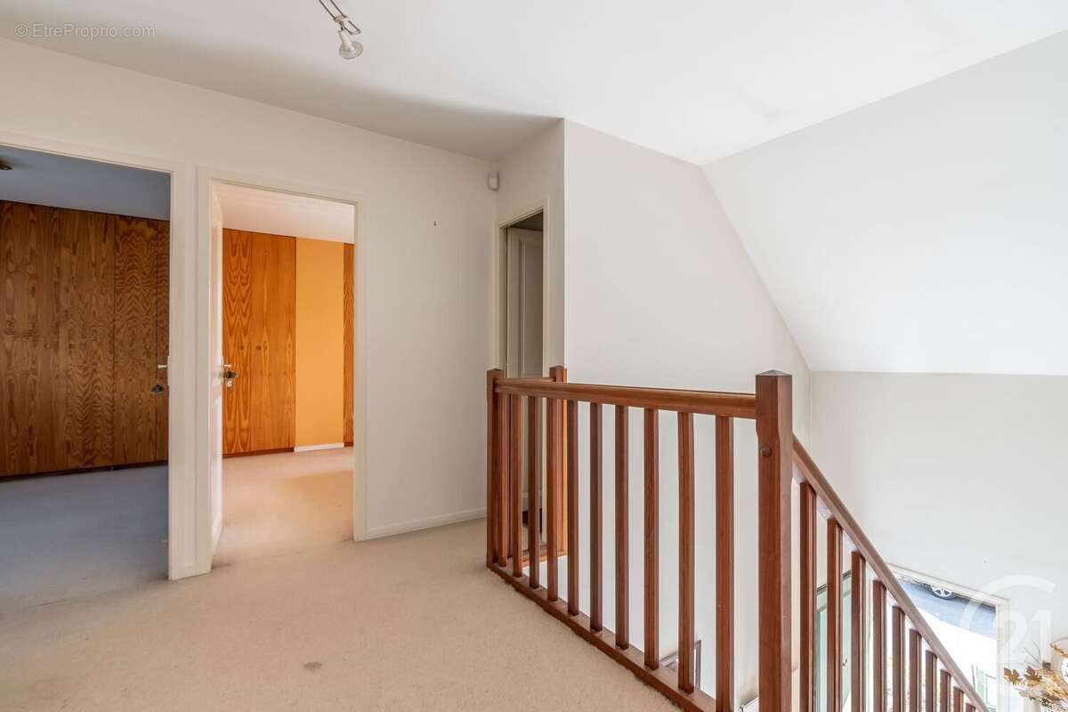 Maison 147 m² à Thorigny-Sur-Marne  - photo 13