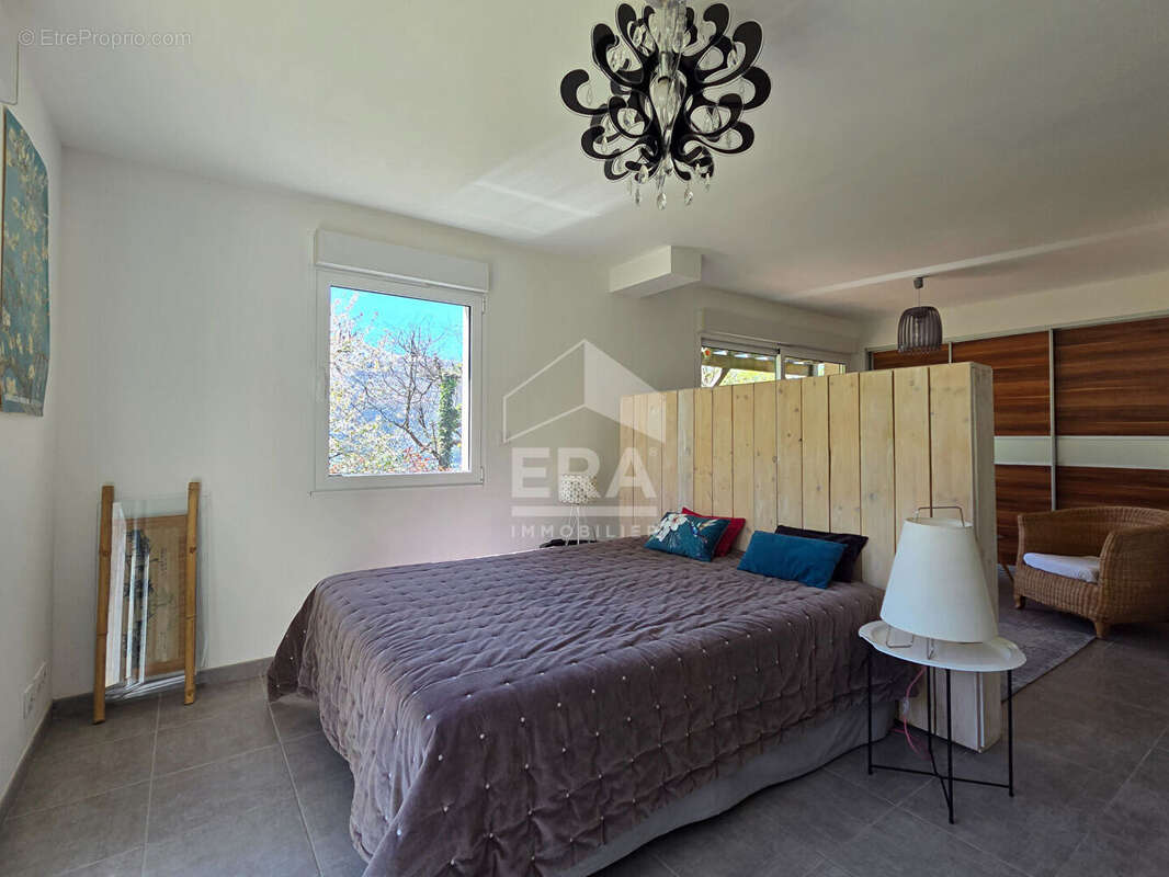 Maison à VIER-BORDES