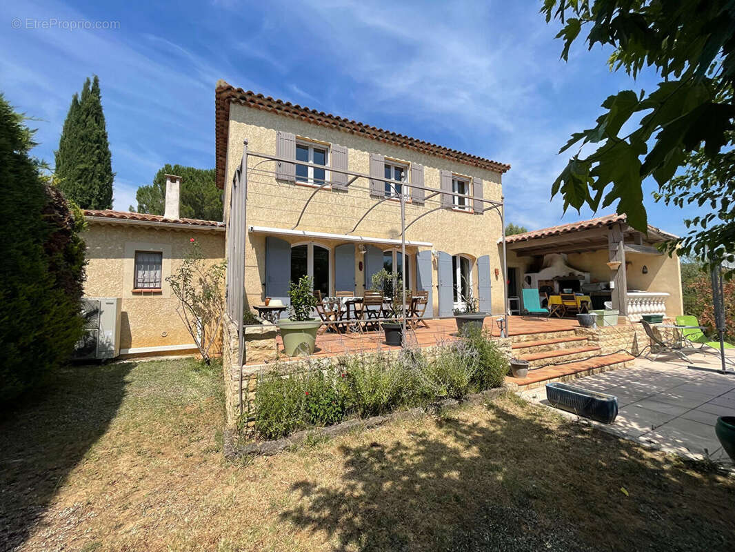 Maison à ROGNES