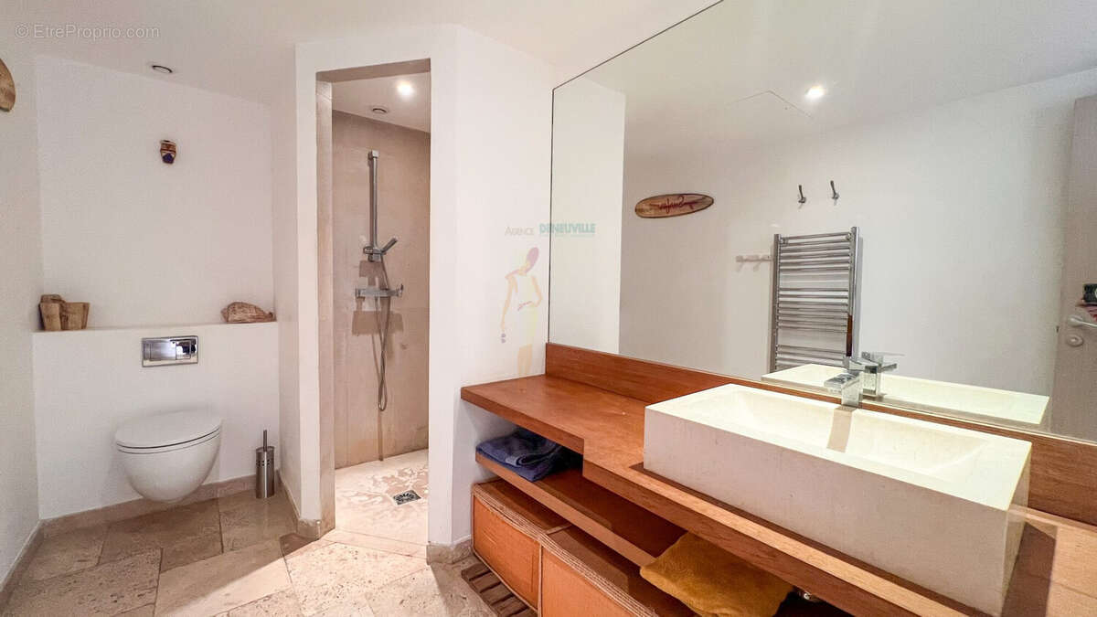 Appartement à LES ISSAMBRES