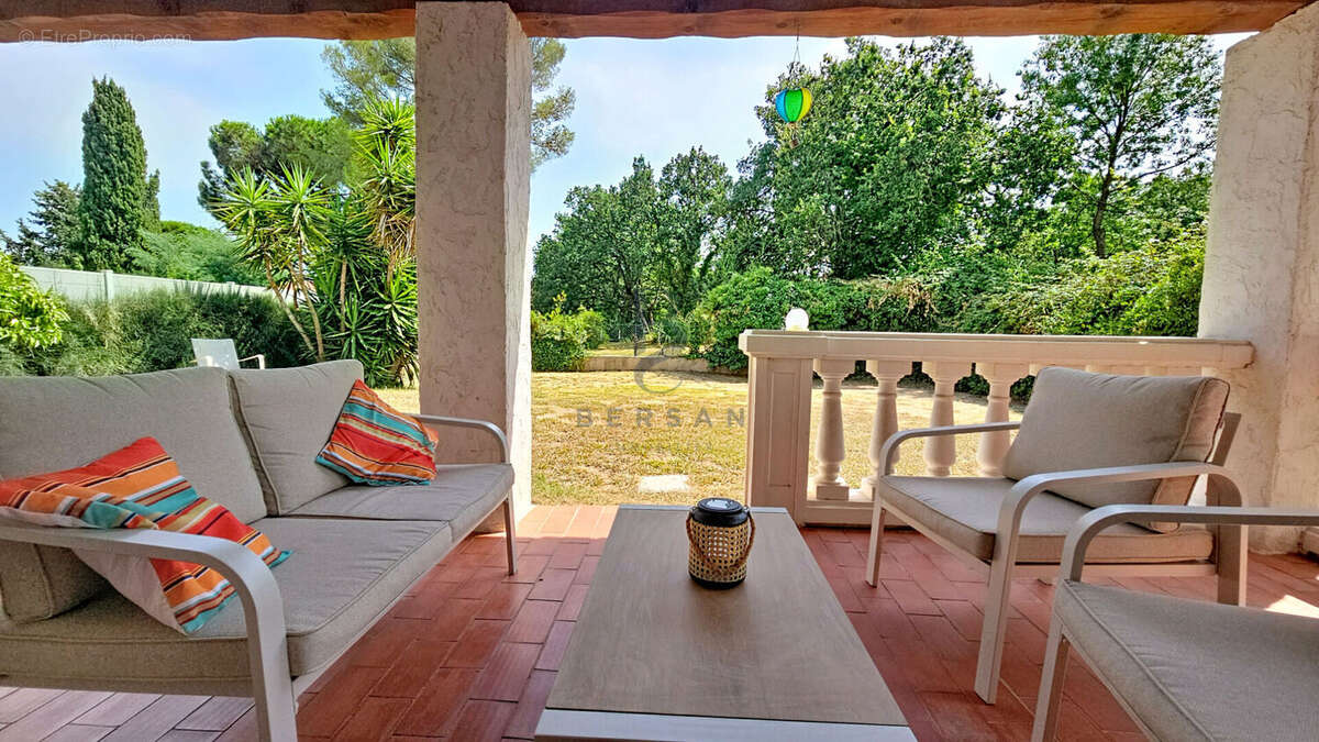 Villa FREJUS TOUR DE MARE au Calme Absolu - Environnement Verdoyant - photo 8