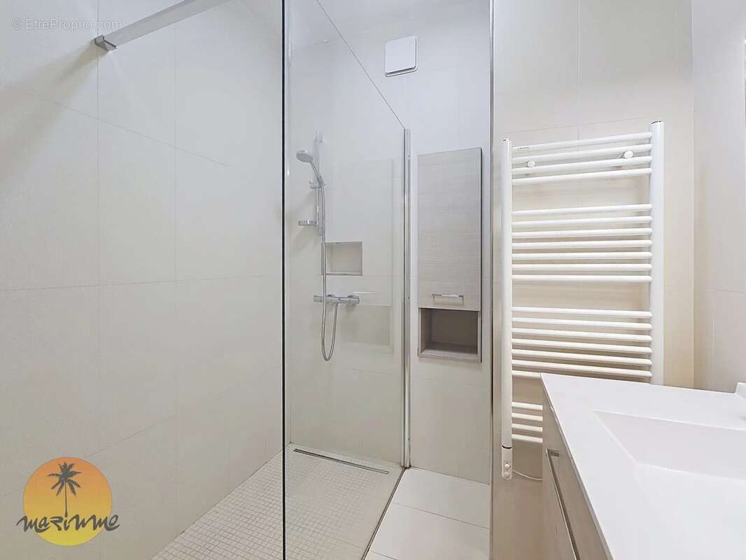 Appartement à VILLENEUVE-LOUBET